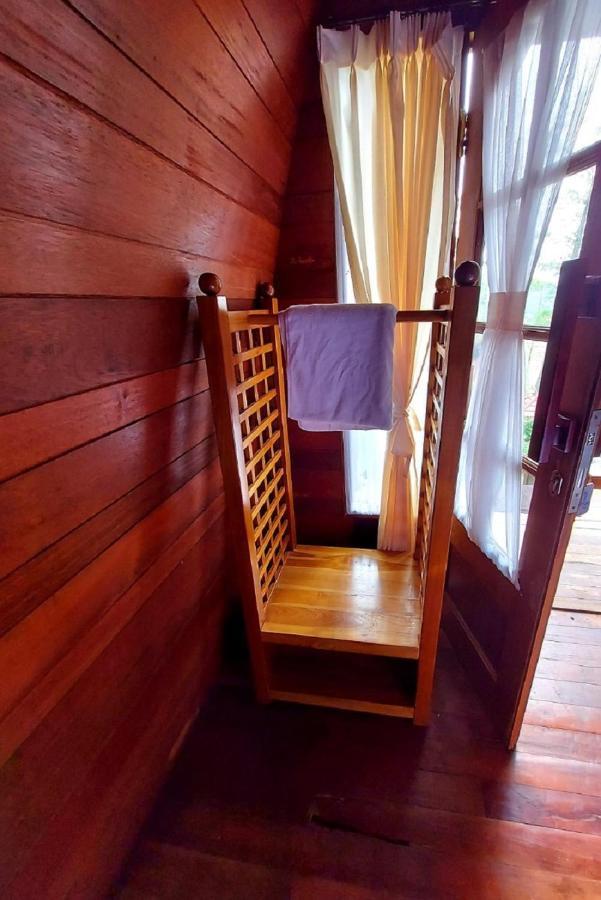 Welirang Forest Pacet Villa Mojokerto Exterior photo